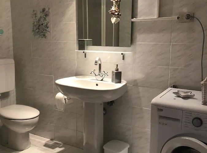 I Pesci * Μοντερόσο αλ Μάρε